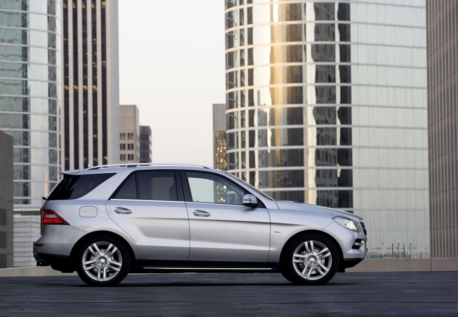  Mercedes-Benz M-Class 2011 года  (фото 17 из 45)
